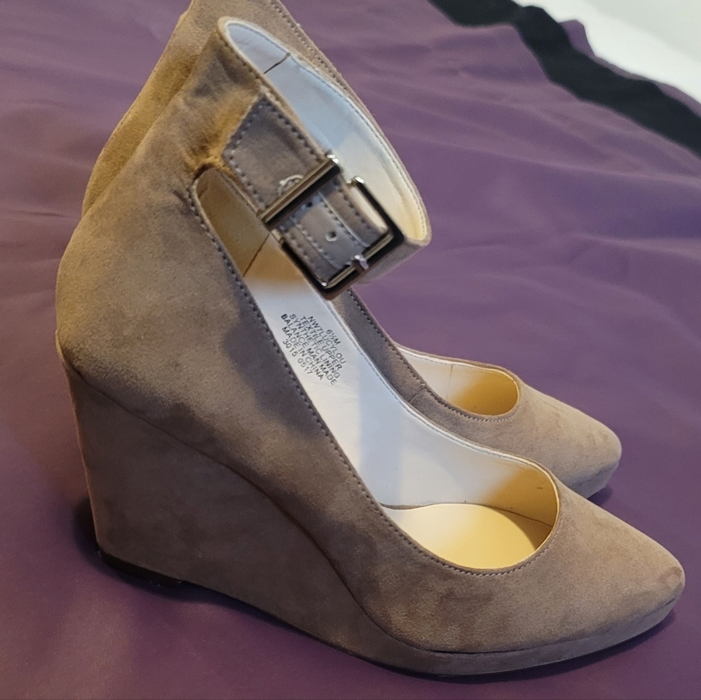 Nine West Lucy Lou Wedges 6 1/2